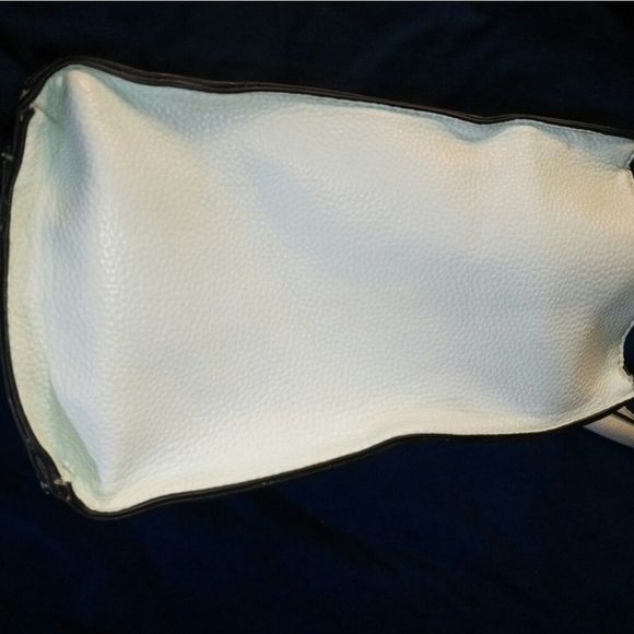 CALL IT SPRING! Robins egg blue handbag - Picture 8 of 13